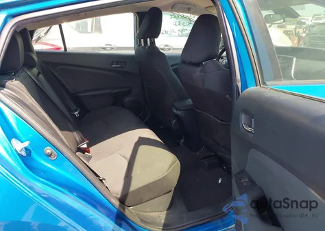 2019 Toyota Prius Le z USA, uszkodzony, nr VIN JTDKARFU5K3082829